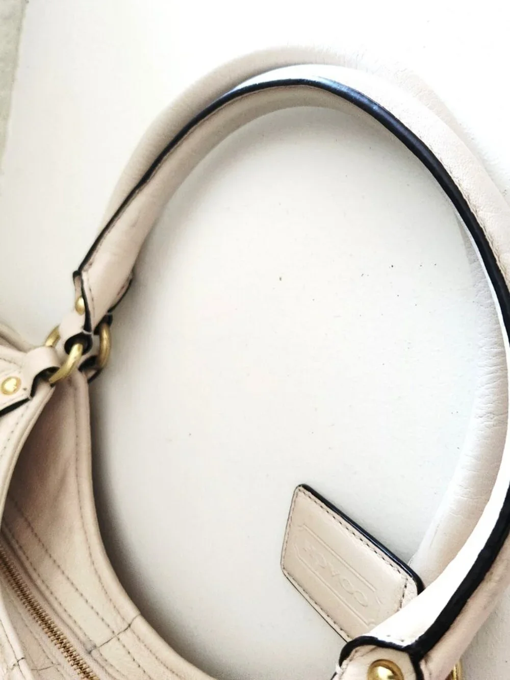Euc Coach Madison Maggie Ivory Leather Shoulder Bag Hobo Purse